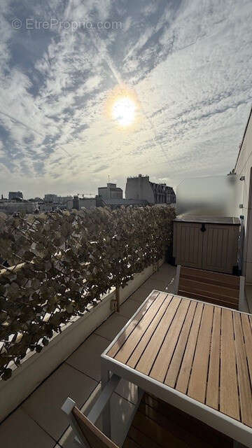 Appartement à LEVALLOIS-PERRET