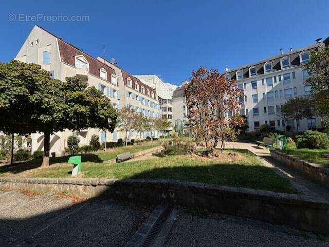 Appartement à RUEIL-MALMAISON