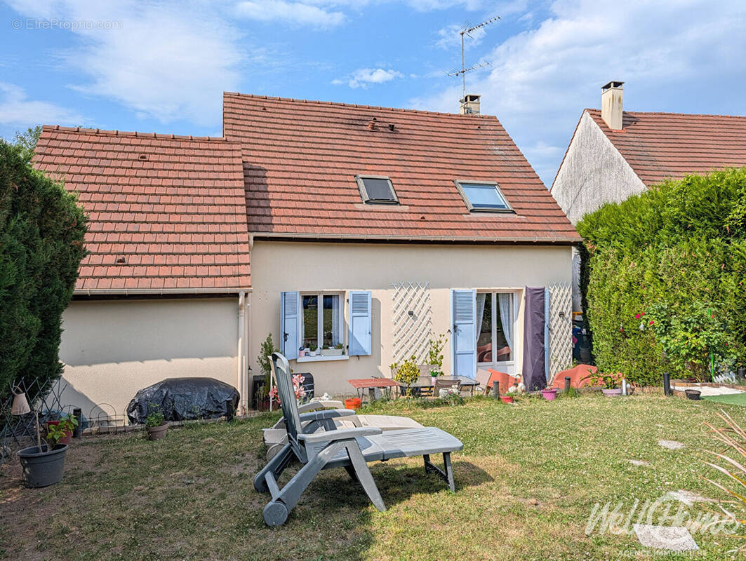 Maison à SAINT-OUEN-L'AUMONE