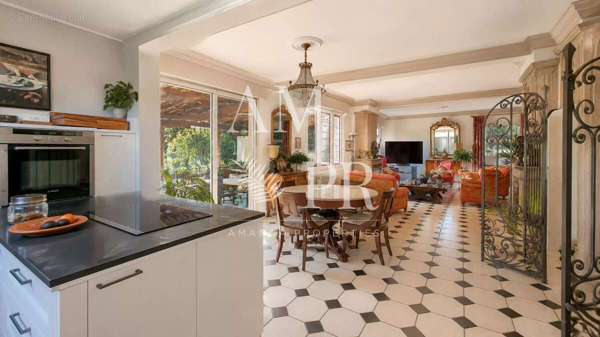 Villa Plain-Pied Cannes Californie – Terrain Plat, Domaine Fermé, Idéal Pied-à-Terre Proche Centre - photo 7