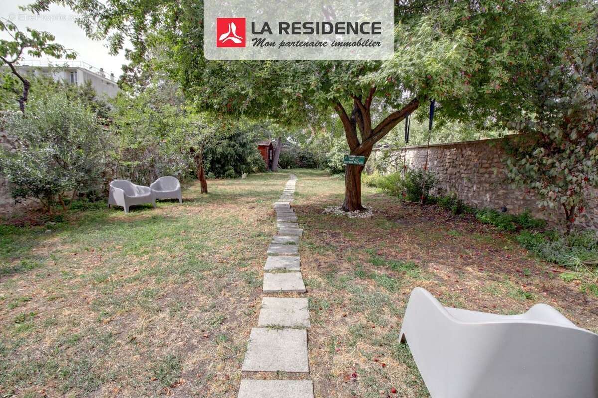 Maison 198 m² à Conflans-Sainte-Honorine  - photo 2