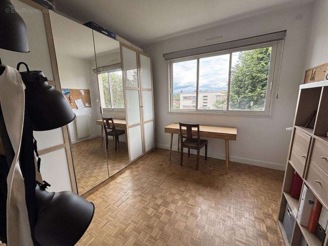 Coup de cœur assuré à Billère pour ce T3 lumineux, balcon,garage et cave - photo 10