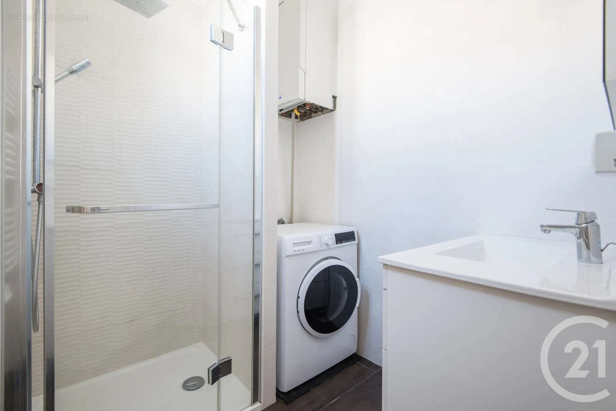 Appartement 64 m² à Nice  - photo 8