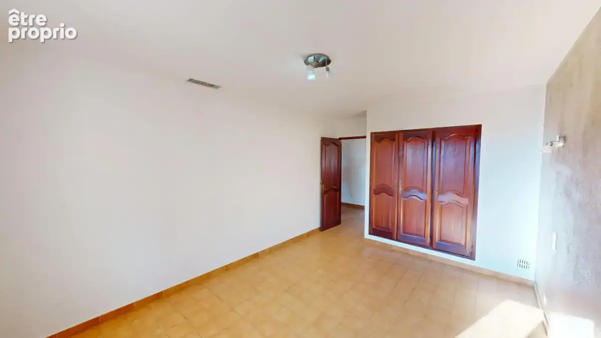 Le MUY, Maison de village 115m² avec grand garage et vie tout à pied ! - photo 5