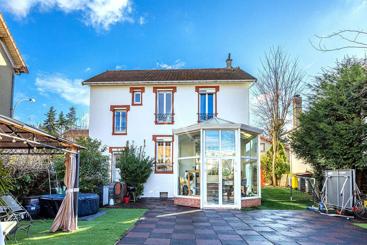 Maison à CRETEIL