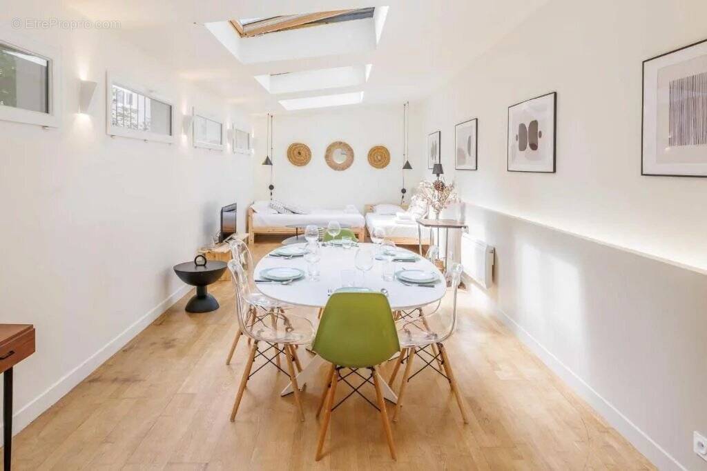 Appartement à PARIS-18E