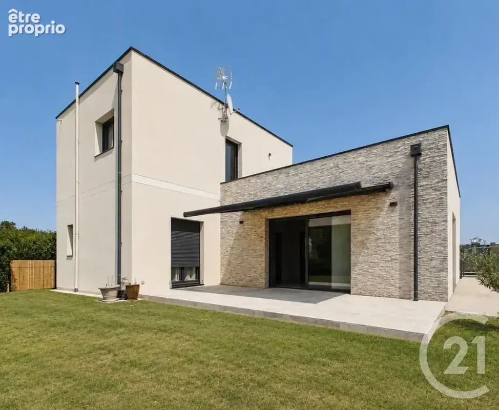 Maison 5 pièces 160 m² à vendre à Chartres (28000) - photo 2