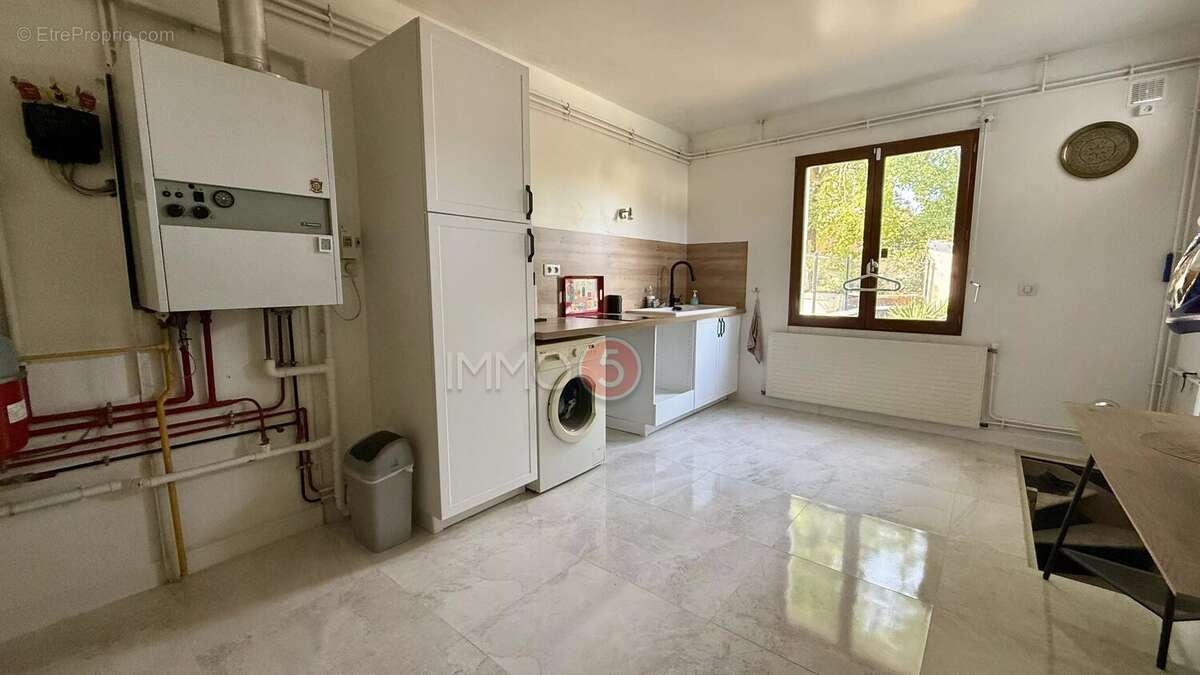Maison 242 m² à Villemomble  - photo 13