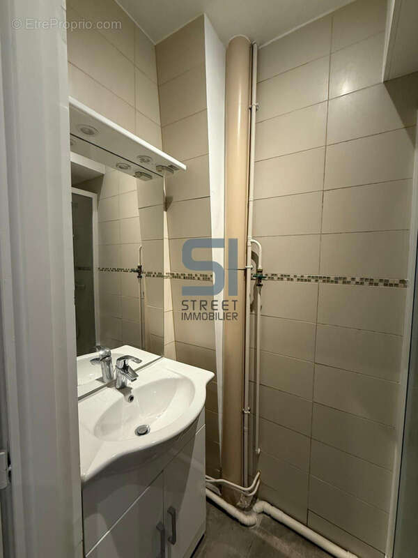 Appartement à PARIS-20E