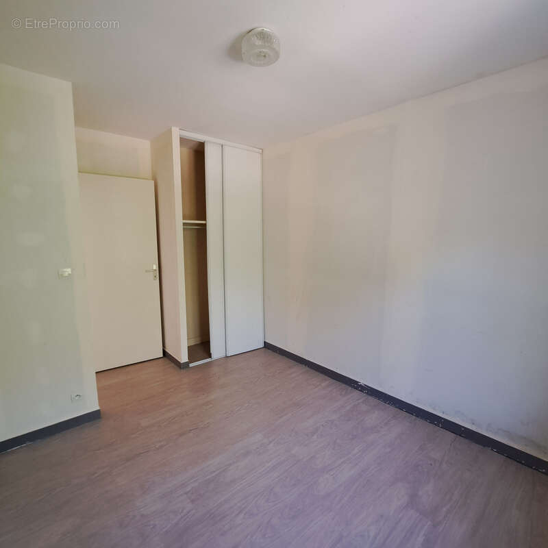 Maison 80 m² à Surgeres  - photo 6