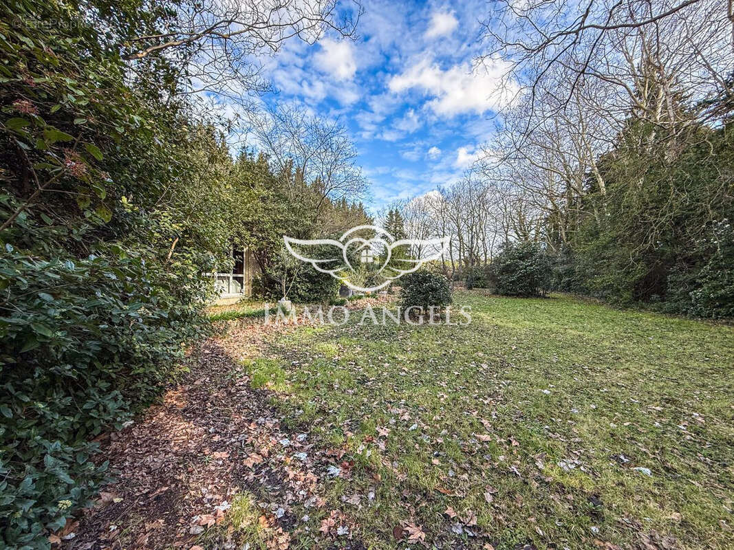 Maison à MORIERES-LES-AVIGNON