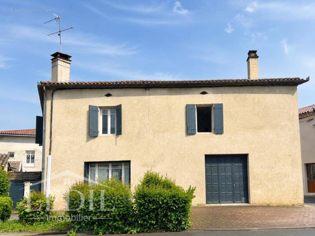 Maison à CASTELJALOUX