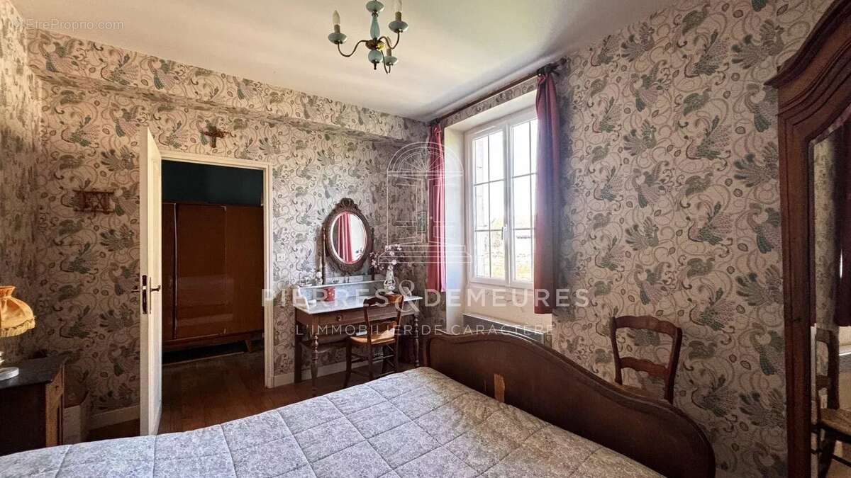 Maison à NEUILLAY-LES-BOIS