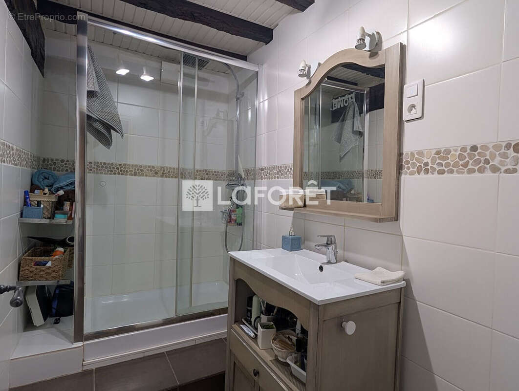 Maison à MONCRABEAU