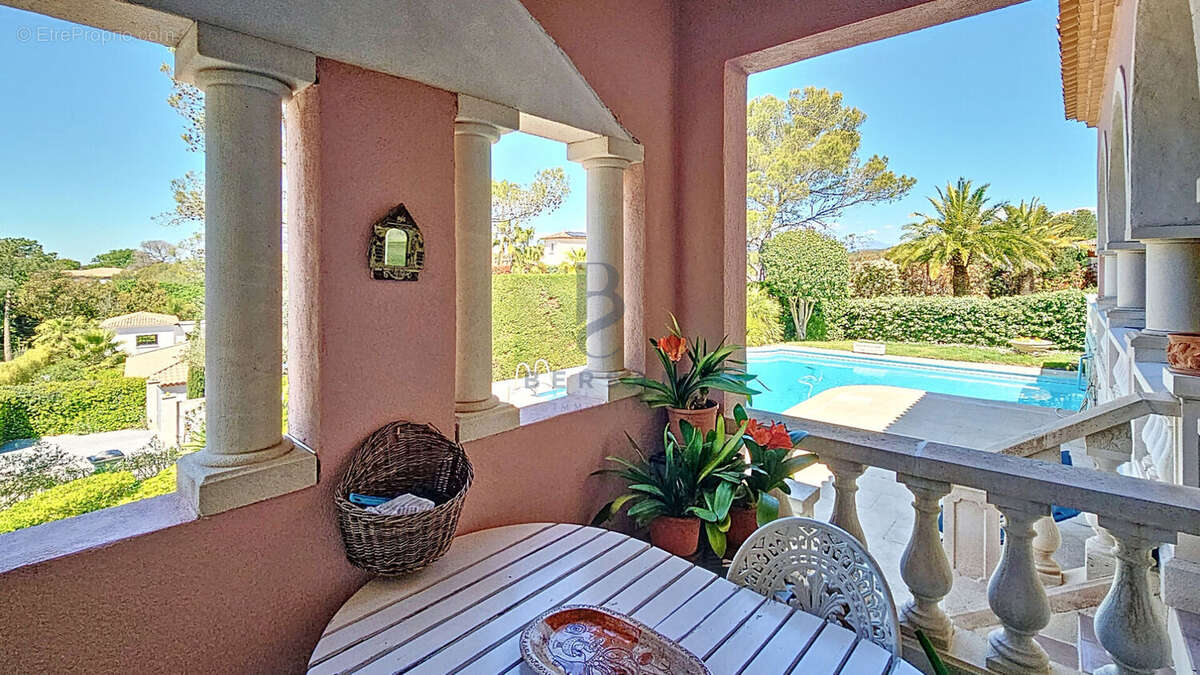 Maison à FREJUS