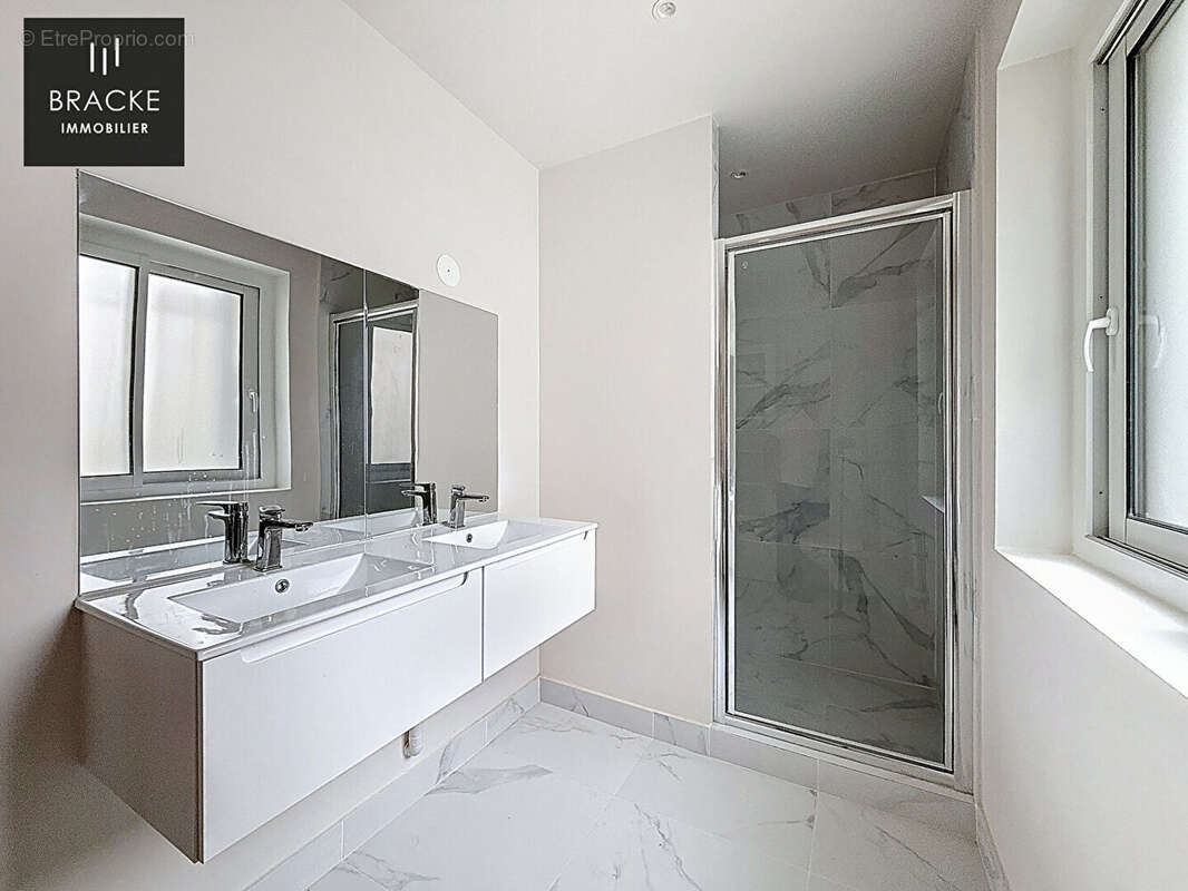 Maison à ASNIERES-SUR-SEINE