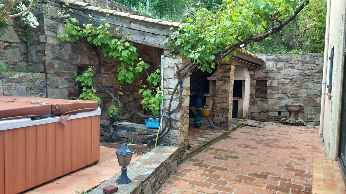 Maison à LE POUJOL-SUR-ORB