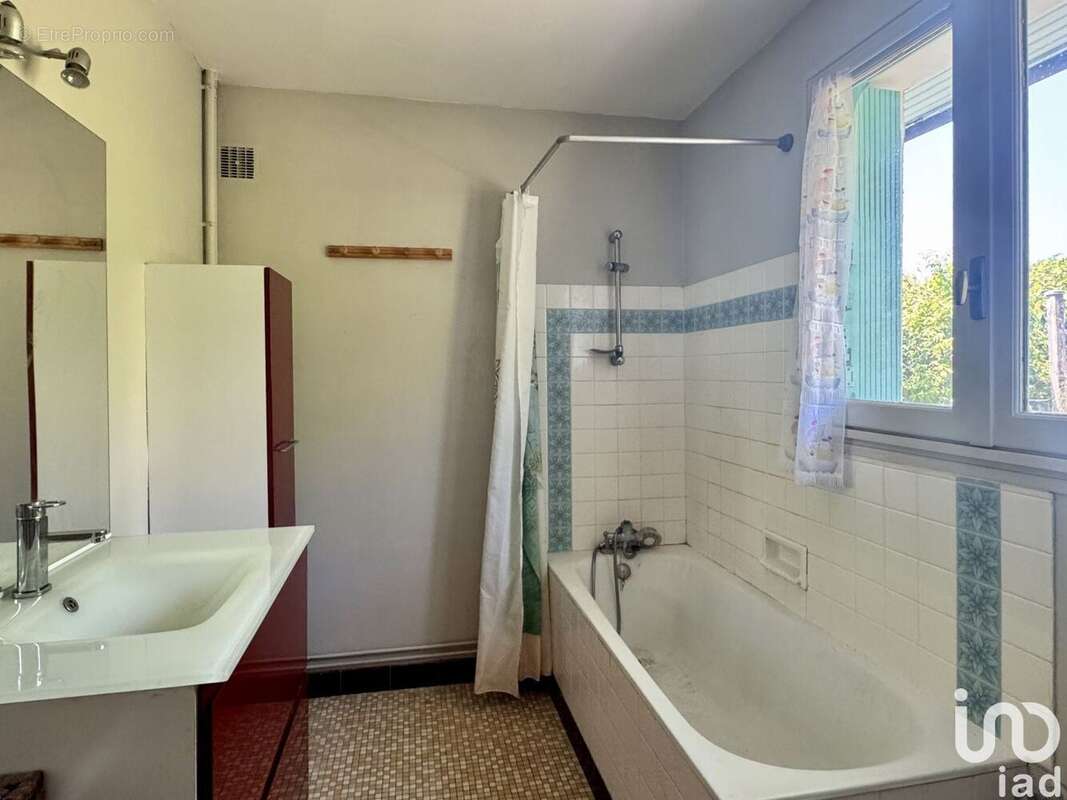 Photo 6 - Maison à CORREZE