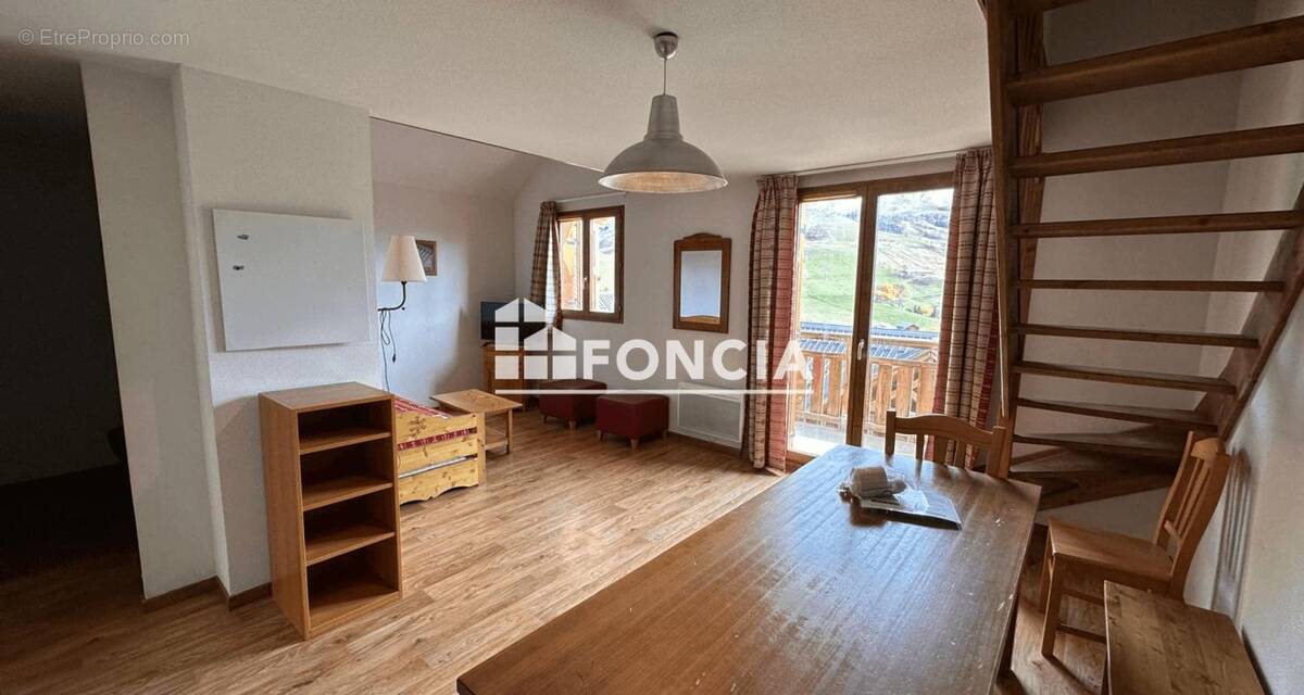Appartement à ALBIEZ-MONTROND