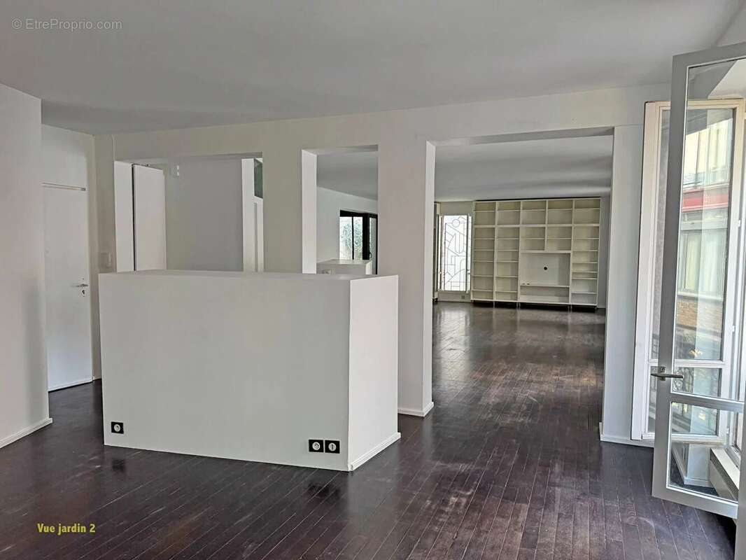 Appartement à PARIS-11E