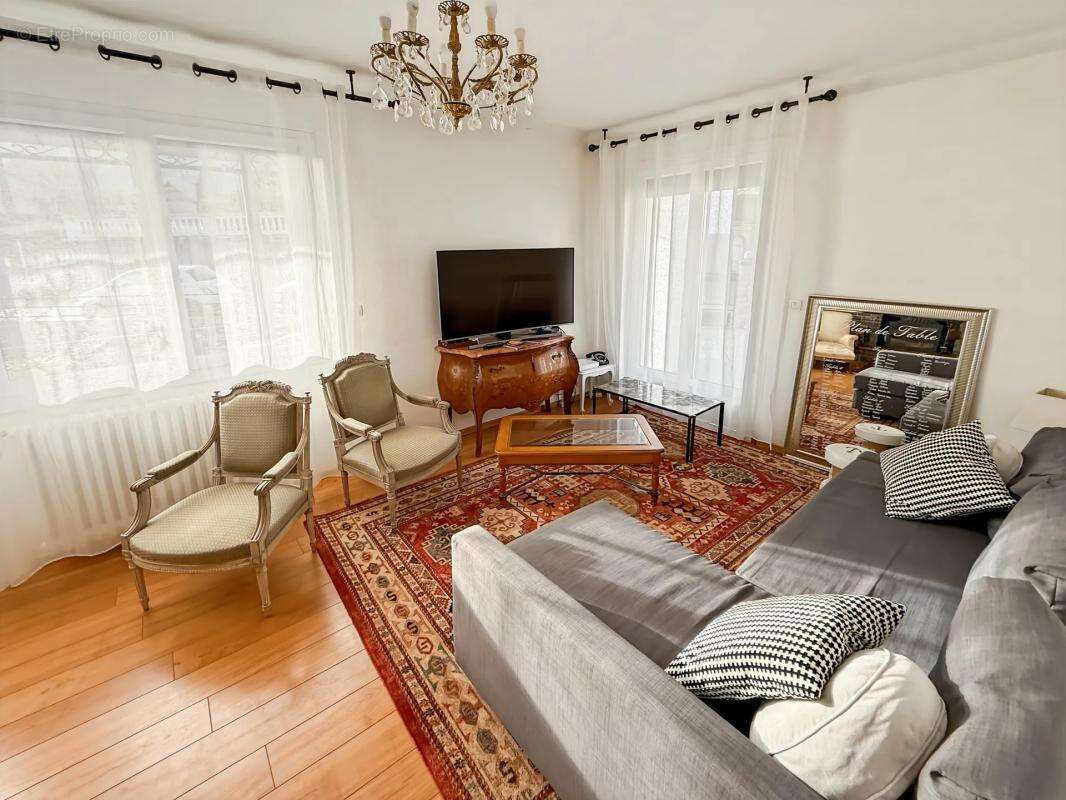 Maison à TARASCON-SUR-ARIEGE