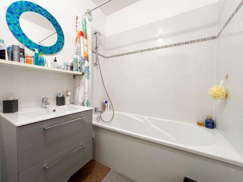 Appartement à SURESNES