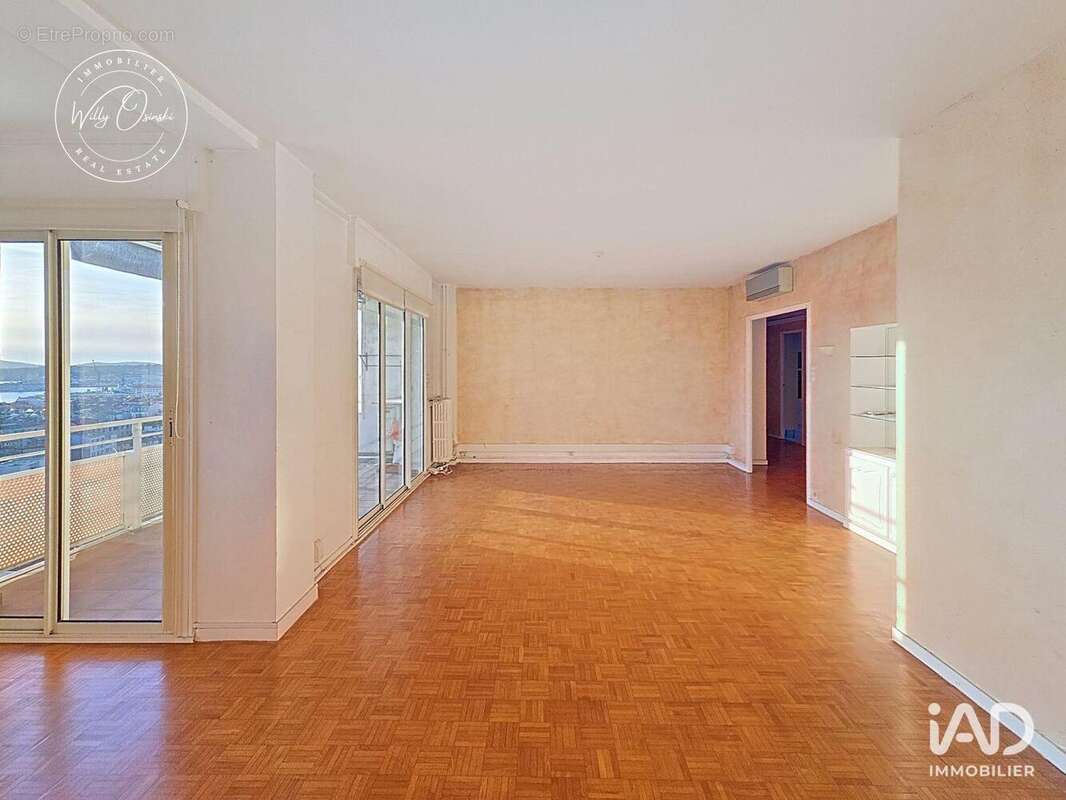 Photo 3 - Commerce à TOULON