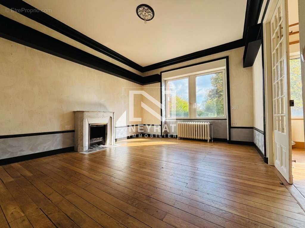 Maison à MONTCEAU-LES-MINES