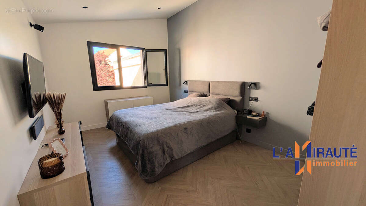 Maison à HOUILLES