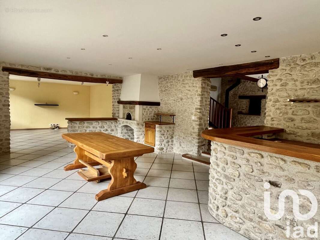 Photo 6 - Maison à MALESHERBES