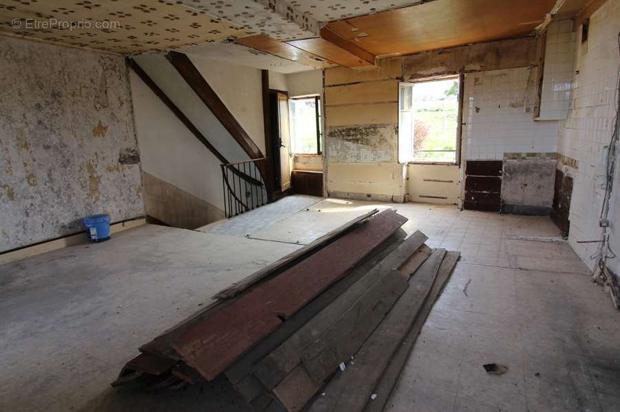 58, Exclusivité Agence à 5mns de Clamecy - Maison de Campagnie à finir de restaurer + matériaux. - photo 6