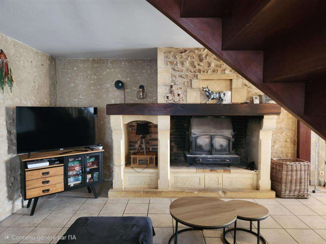 Maison à SAINT-LEON-SUR-L'ISLE