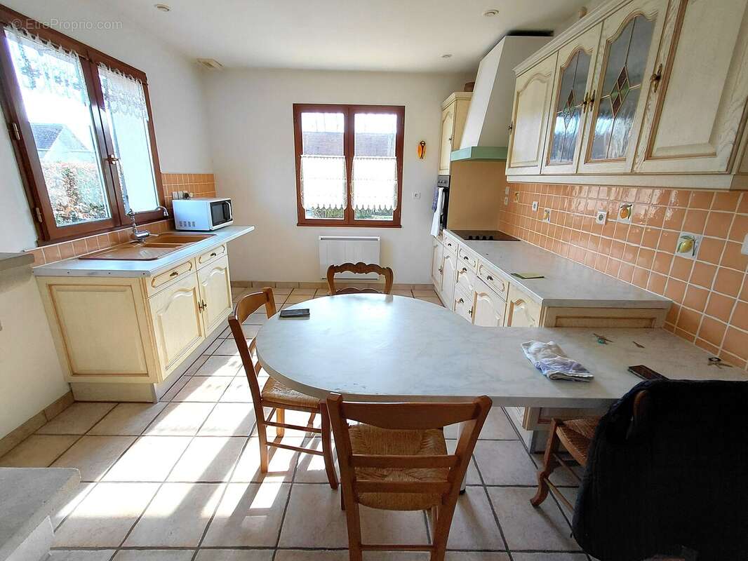 is11 - Maison à LANCHERES