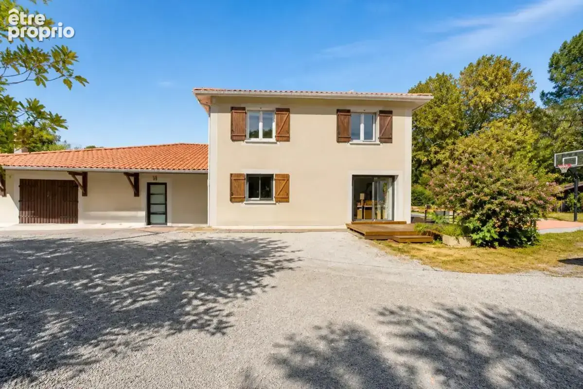 Maison à SAINT-SELVE