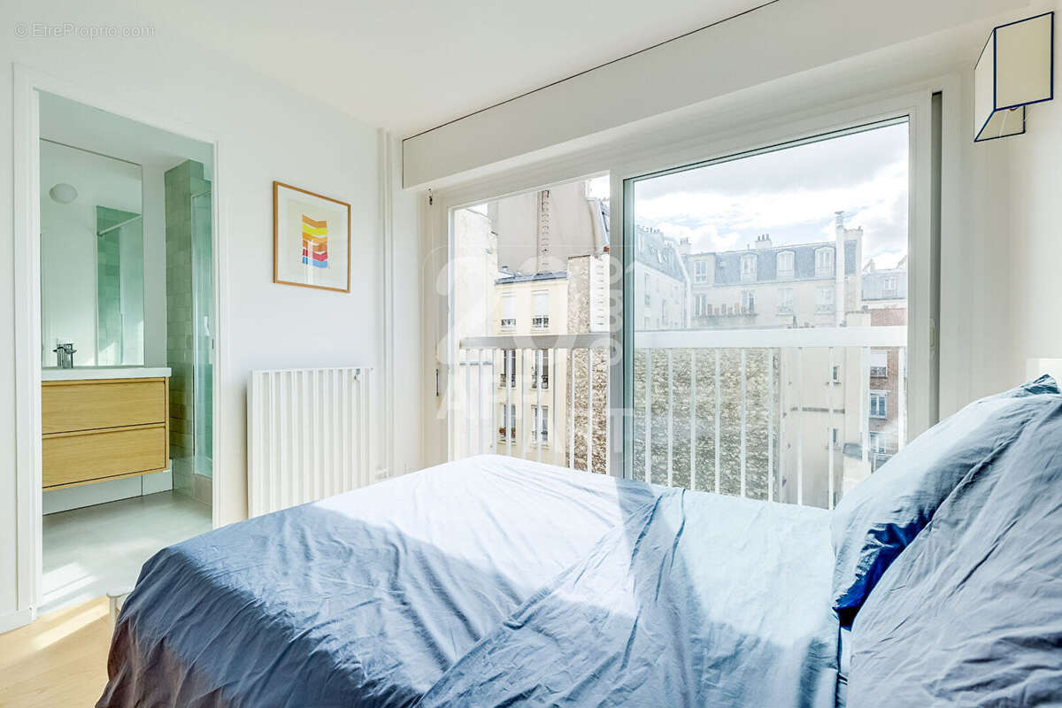 Appartement à PARIS-20E