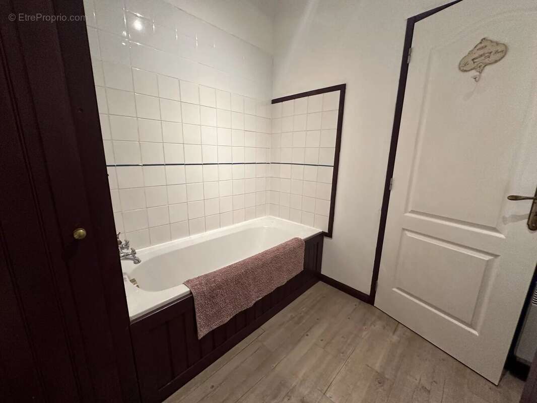 Maison à SAINT-CIERS-SUR-GIRONDE