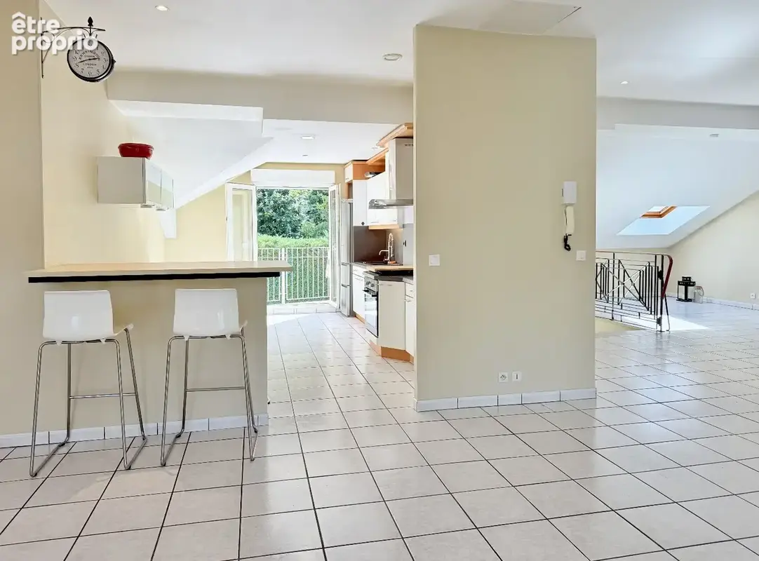 Appartement 159 m² à Ars-Sur-Moselle  - photo 2