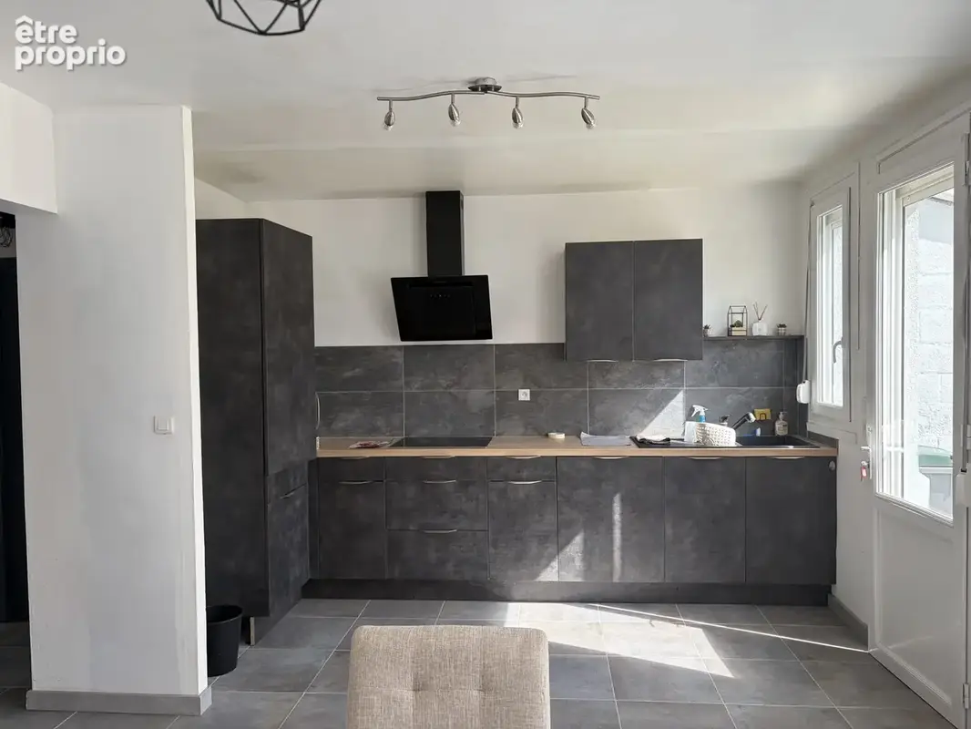 Maison semi mitoyenne de 80 m2 hab environ bâtie sur 243 m2 - photo 5
