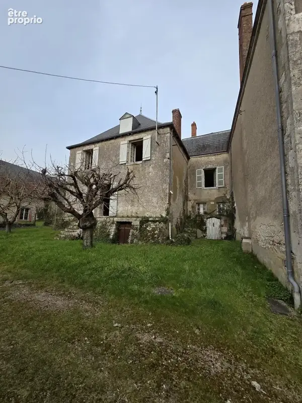 Propriété de caractère avec dépendance et grand terrain - photo 12