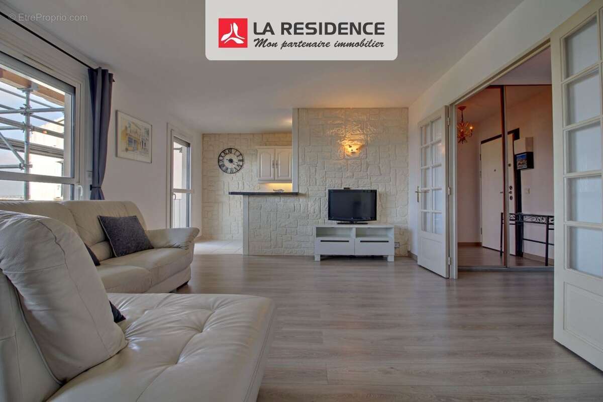 Appartement à LES MUREAUX