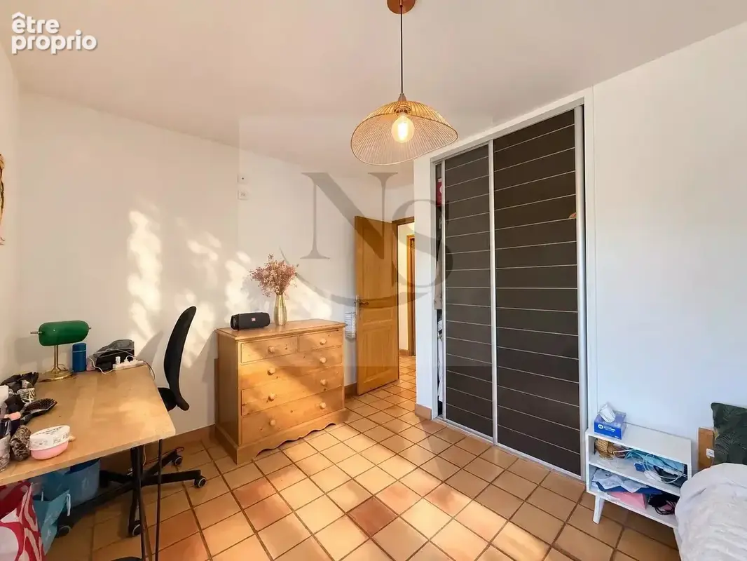 Guilles, à pied du village : maison familiale avec piscine et vue sans vis-à-vis - photo 22
