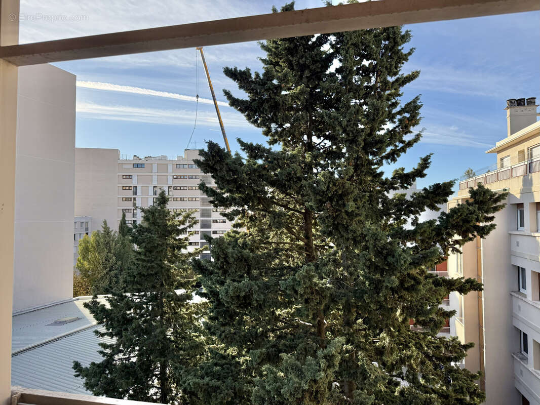 Appartement à HYERES