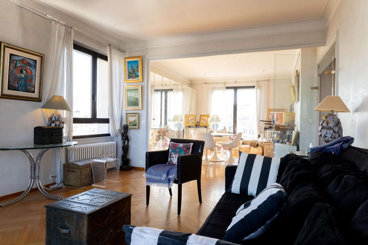 Appartement à LYON-6E