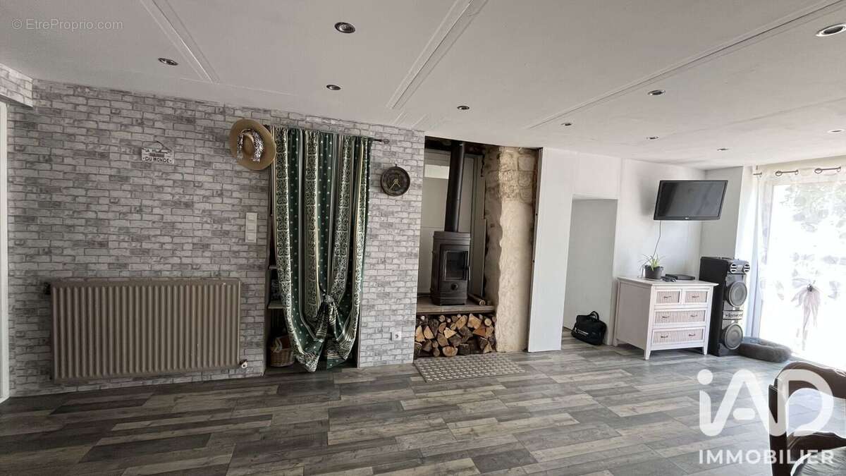 Maison 135 m² à Moreilles  - photo 6