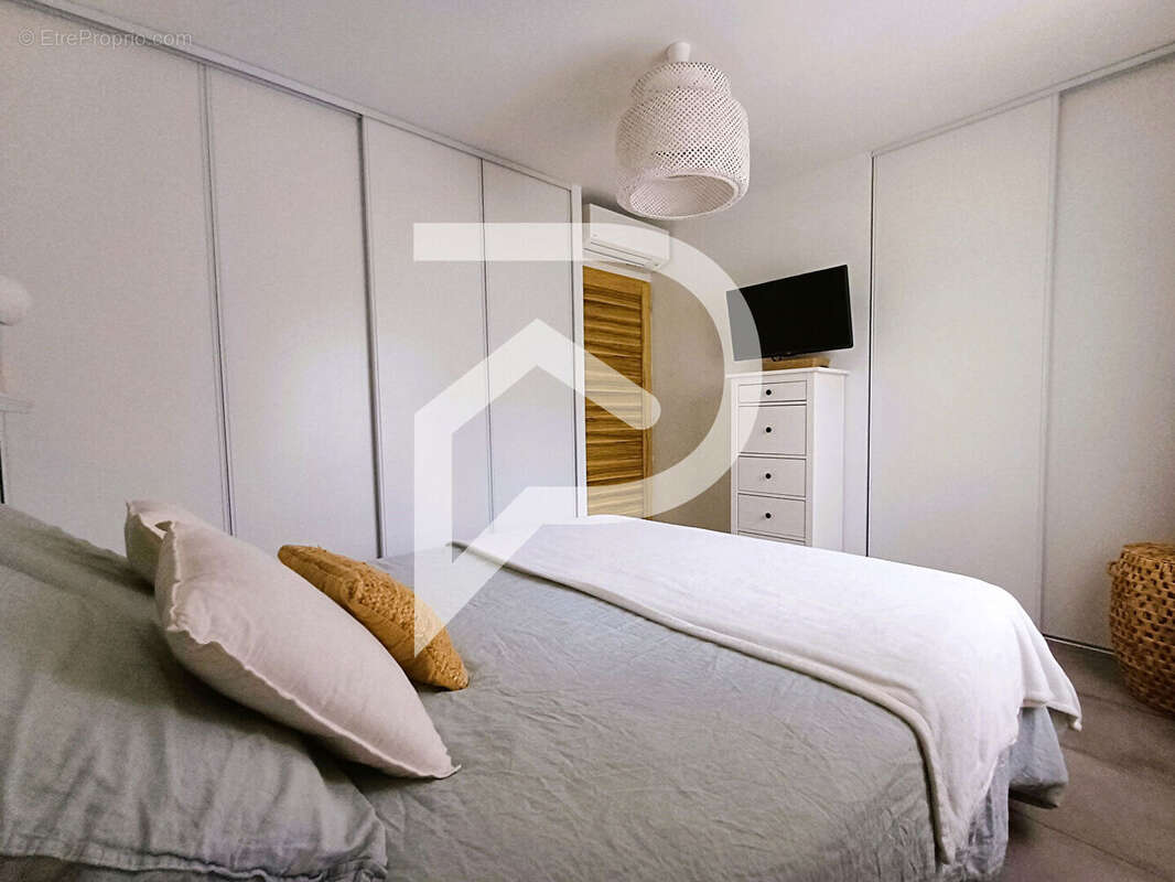 Appartement à MEYRARGUES