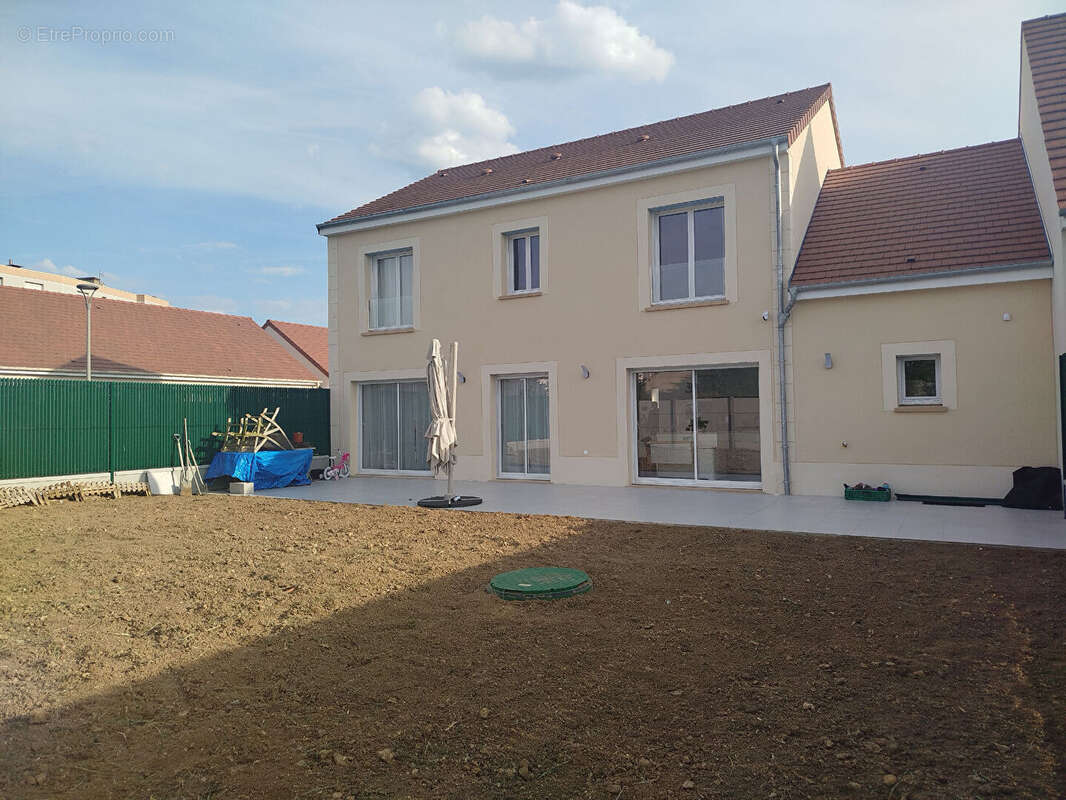 Maison à VERNOUILLET