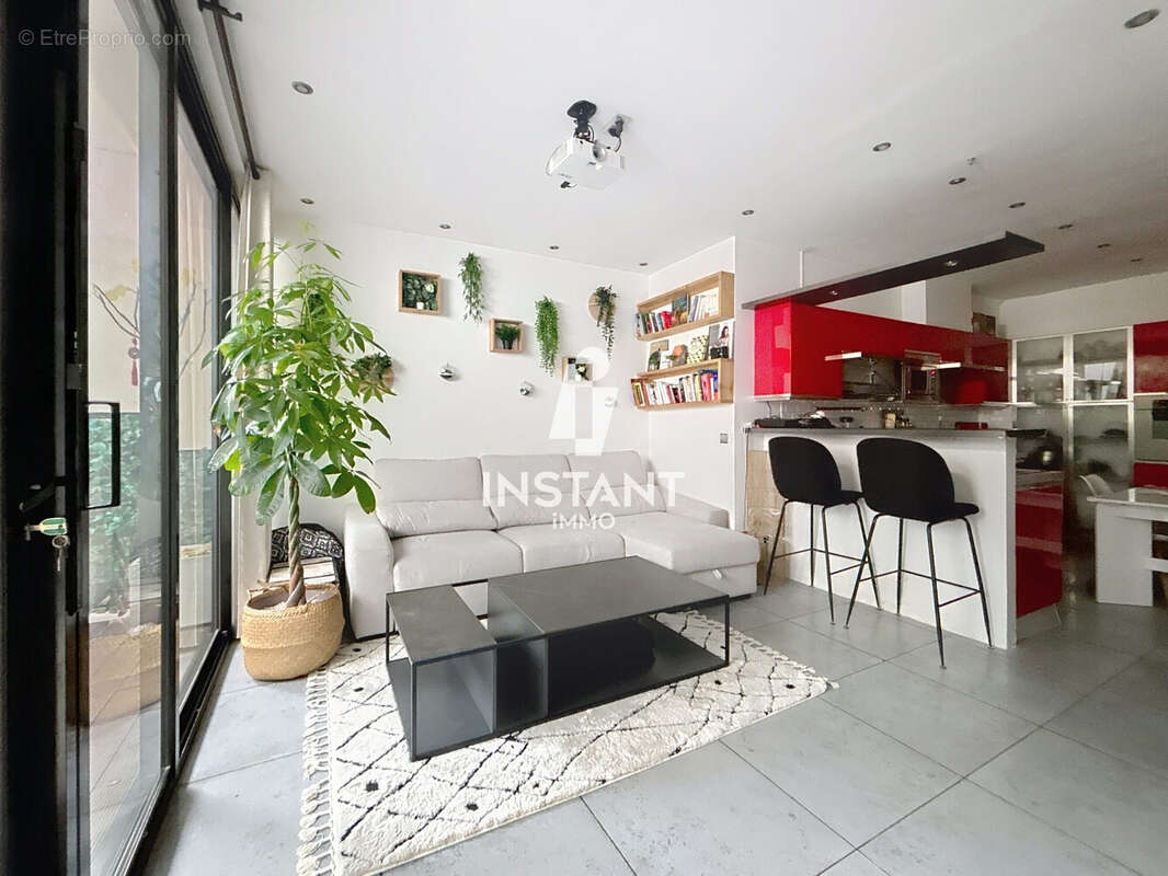 Appartement à NOGENT-SUR-MARNE