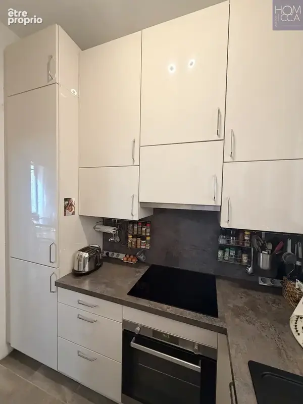 Lyon 7 saxe gambetta appartement type 3 de 50m2 climatise avec 2 chambres en etage avec ascenseur - photo 4