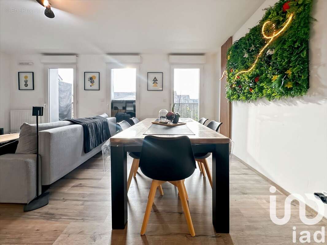 Photo 4 - Appartement à CHARTRES-DE-BRETAGNE