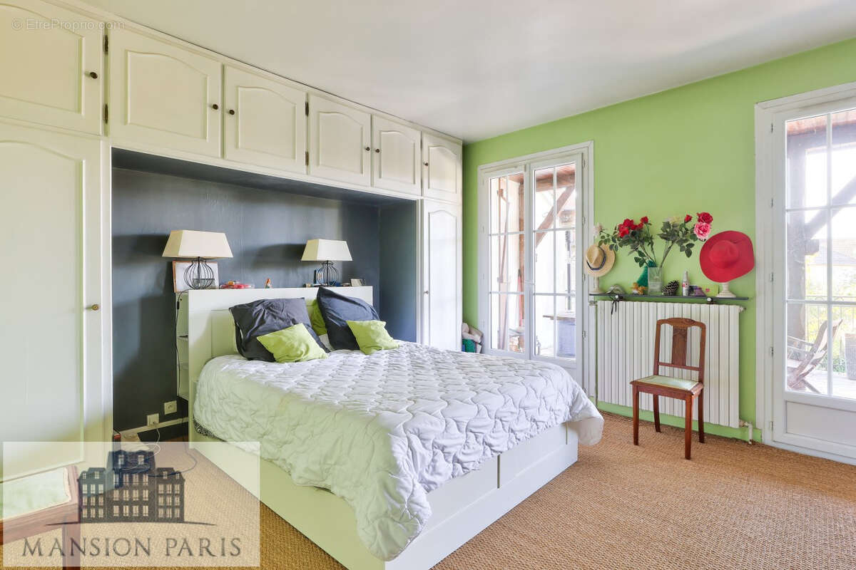 Maison à CHAMPIGNY-SUR-MARNE